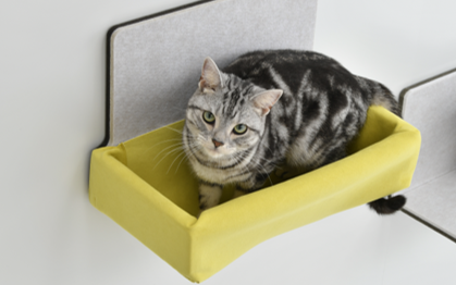 マグネット脱着式キャットウォール「猫壁」より上質な肌触りで愛猫をやさしく包み込む新パーツ「ハンモック」発売のサブ画像3
