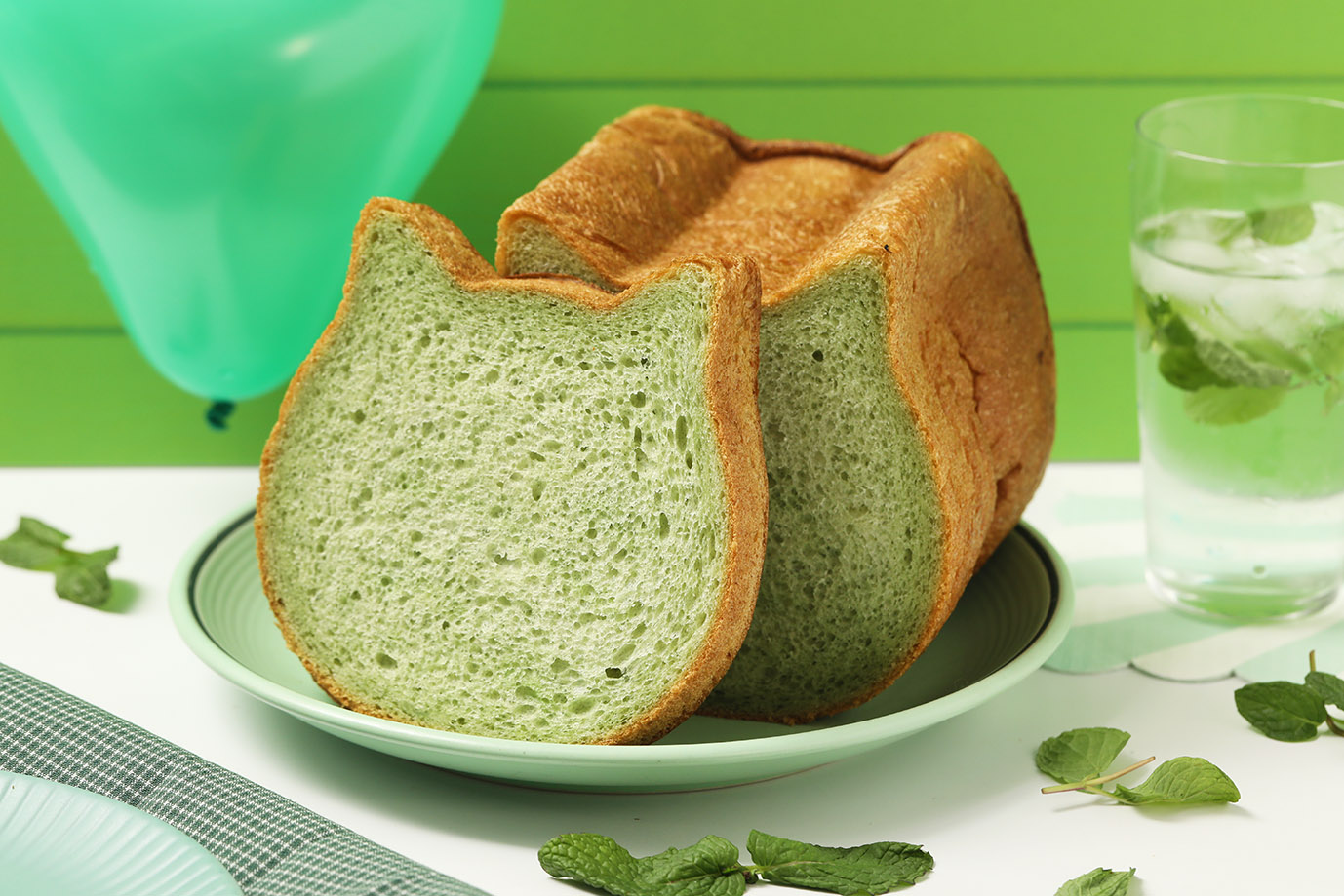 推し活しにゃい？オンラインストア限定で5種の推し色ねこねこ食パンが登場！あか・むらさき・きいろ・みどり・あおの『推し活専用ねこねこ食パン』が限定グッズとセットで新発売！のサブ画像8