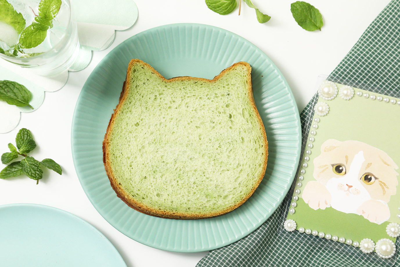 推し活しにゃい？オンラインストア限定で5種の推し色ねこねこ食パンが登場！あか・むらさき・きいろ・みどり・あおの『推し活専用ねこねこ食パン』が限定グッズとセットで新発売！のサブ画像9
